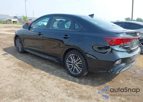 2024 Kia Forte Gt-Line из США, поврежденный, VIN 3KPF54AD4RE714707